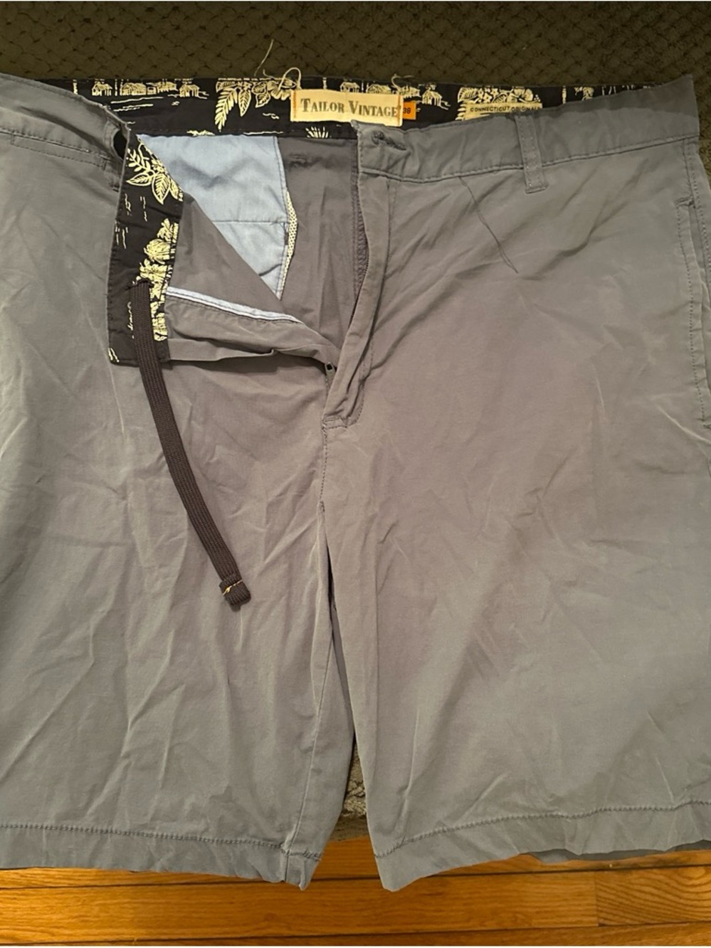 Tailor Vintage Men’s Gray Flat Front Casual Shorts